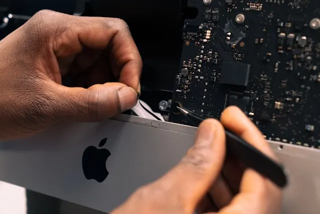 Expert iMac servicing, SSD upgrades, GPU fixes in Nehru Place
